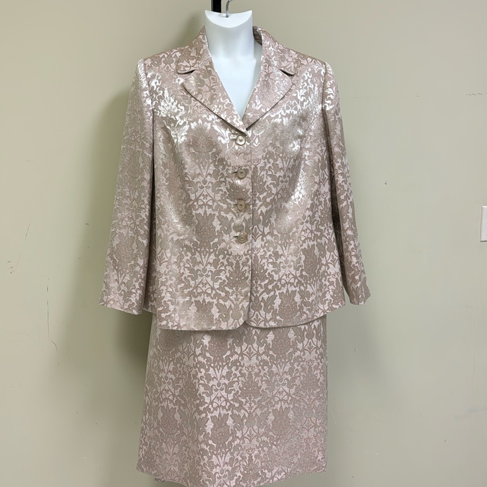 Plus size Le Suit skirt and jacket
